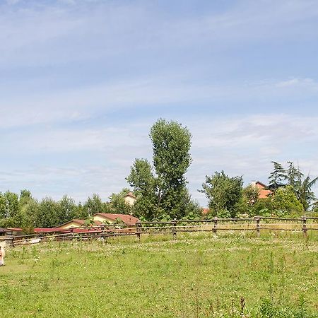 B&B "La Riviera" Arignano Buitenkant foto
